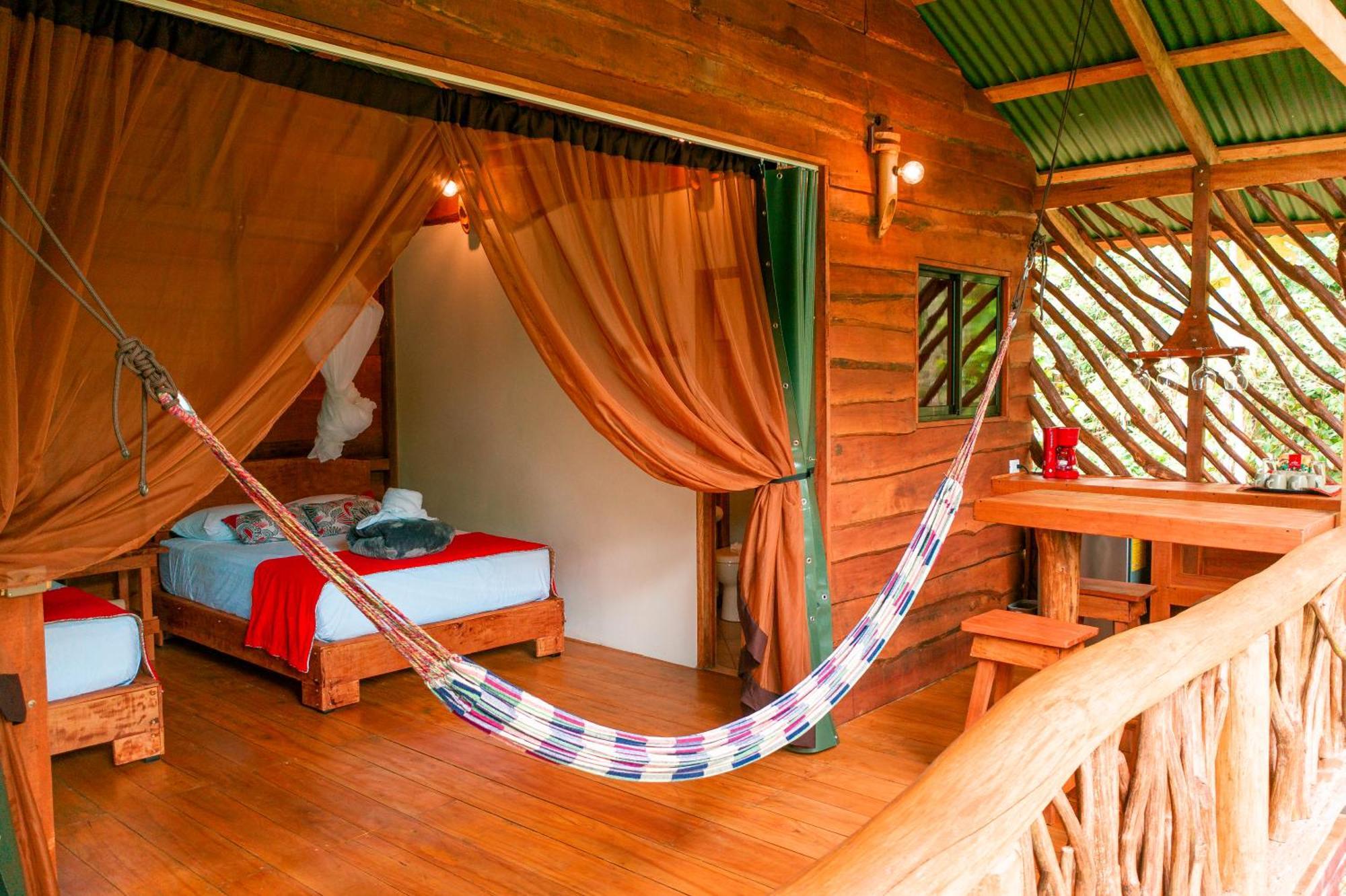 La Tigra Rainforest Lodge La Fortuna Extérieur photo